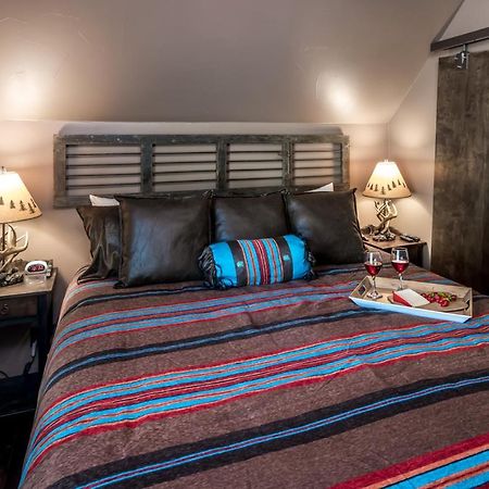 Fifth Dimension, 2 Bedrooms, Wifi, Hot Tub, Game Table, Grill, Sleeps 4 Ruidoso Eksteriør bilde